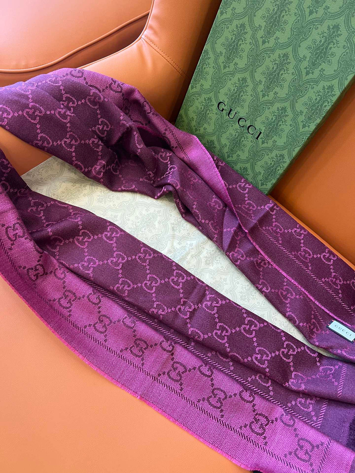 GUCCI 25S SCARF 180 IN WOOL 644857