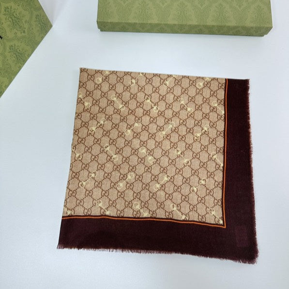 GUCCI 25S SCARF 140 IN CASHMERE 740366