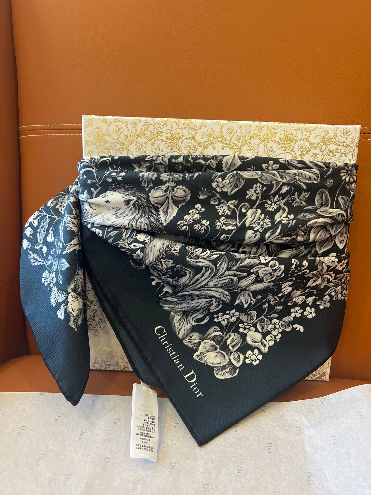 DIOR SCARF 90 IN SILK 627643