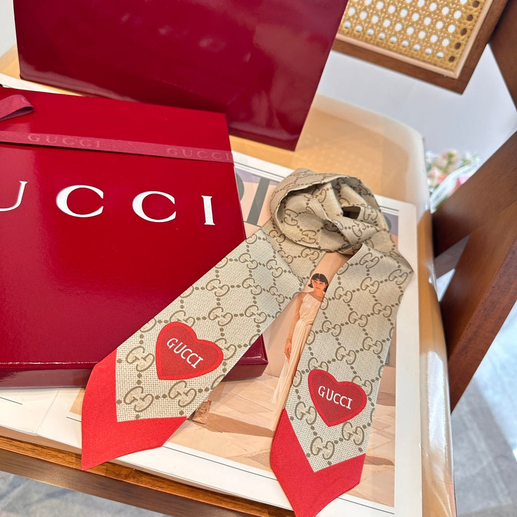 GUCCI 25S RIBBON SCARF 100 IN SILK 591437