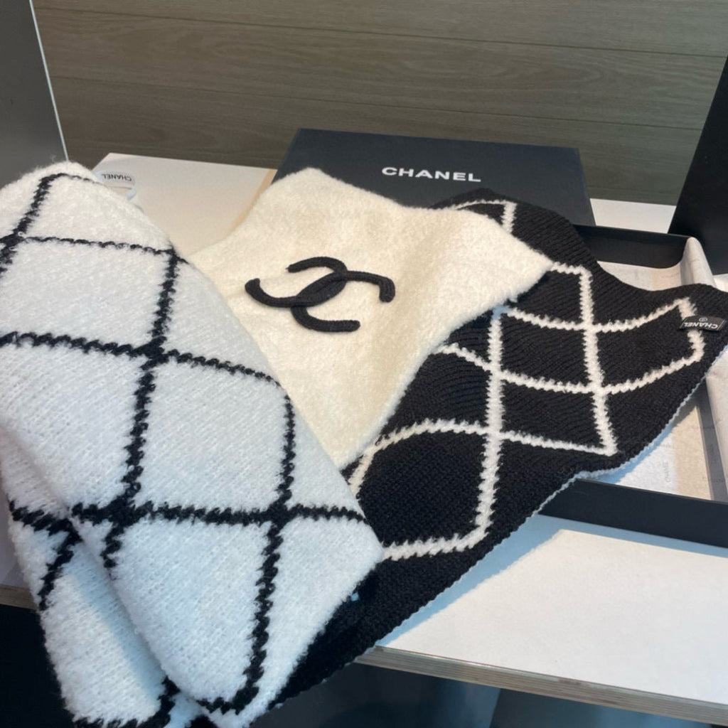 CHANEL 25S SCARF 180 IN CASHMERE 883365