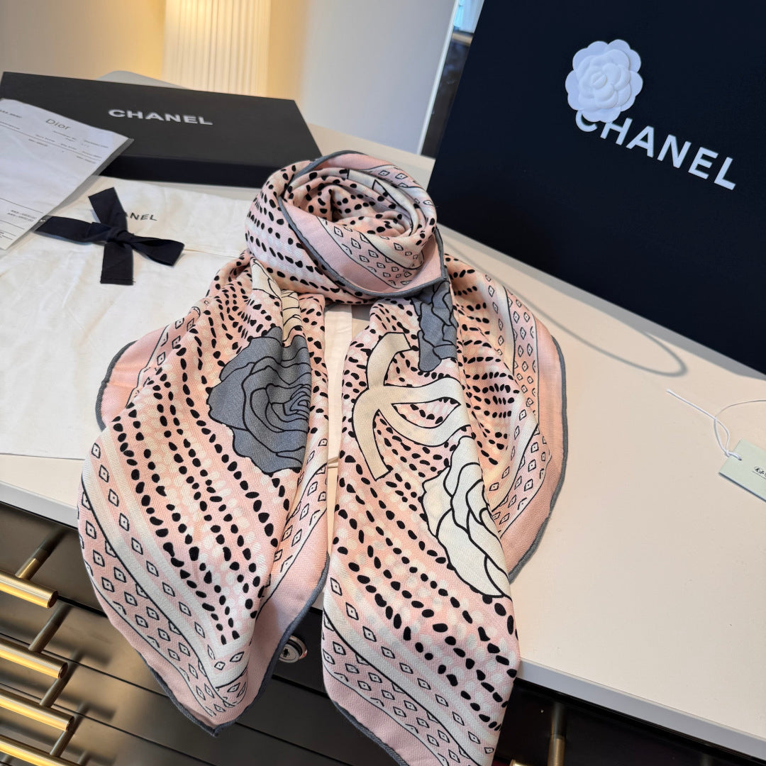 CHANEL 25S SCARF 140 IN CASHMERE 989891