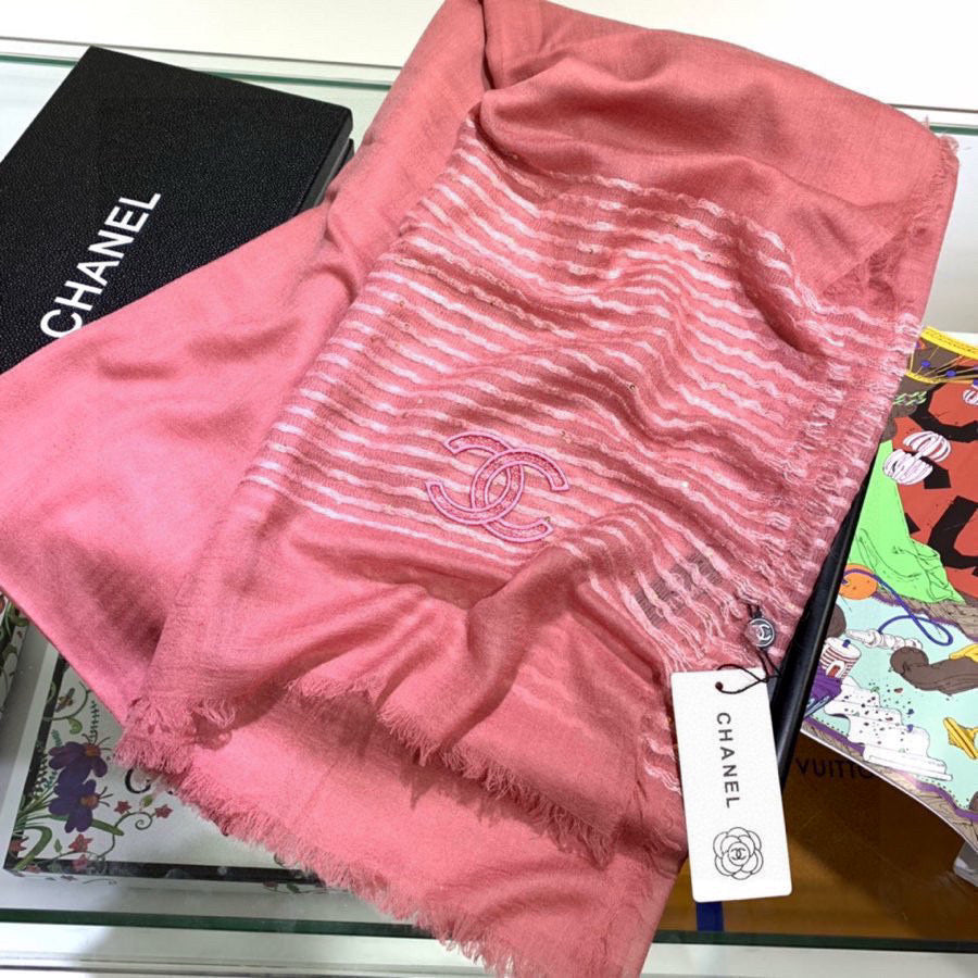 CHANEL 25S SCARF 200 IN CASHMERE VELVET 735756