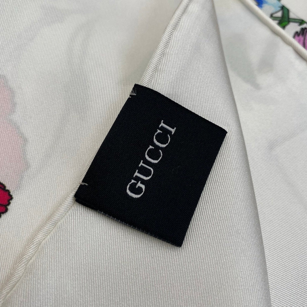 GUCCI 25S SCARF 90 IN SILK 718504