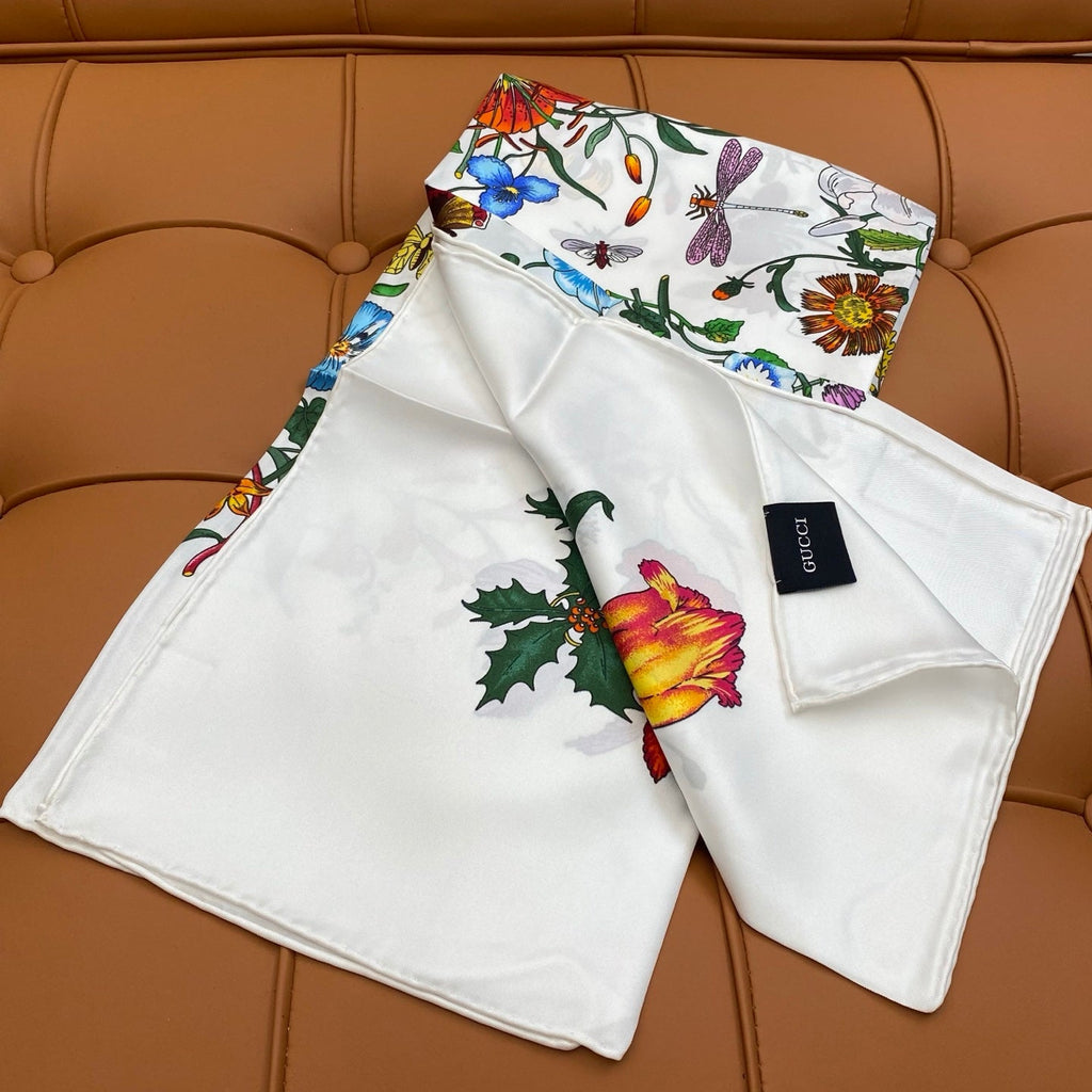 GUCCI 25S SCARF 90 IN SILK 718504