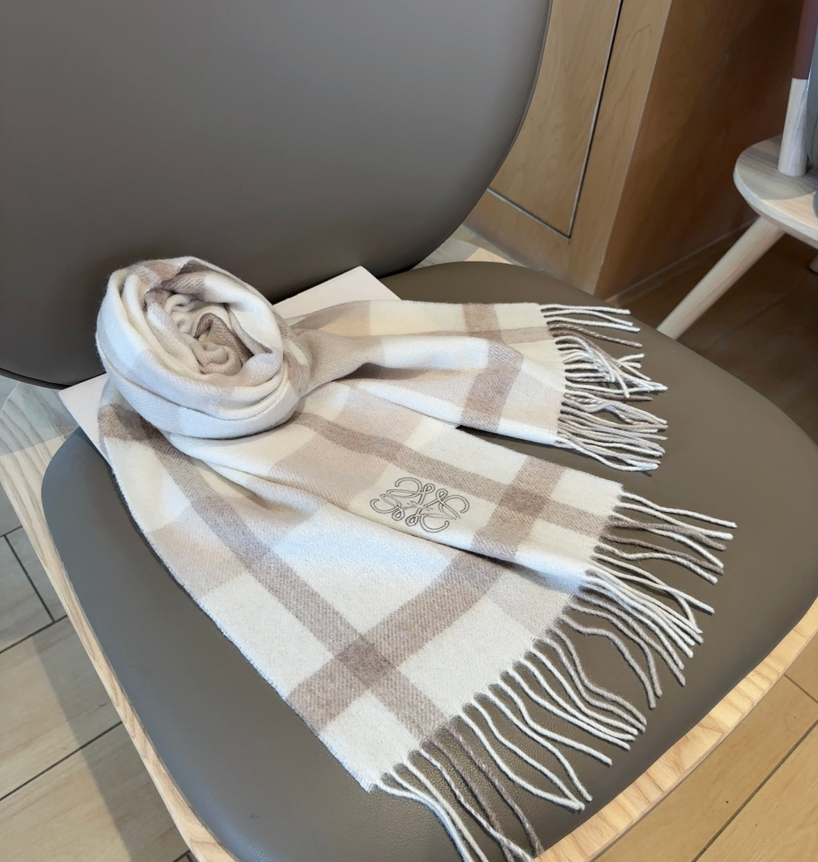 LOEWE 25S SCARF 180 IN CASHMERE 861392