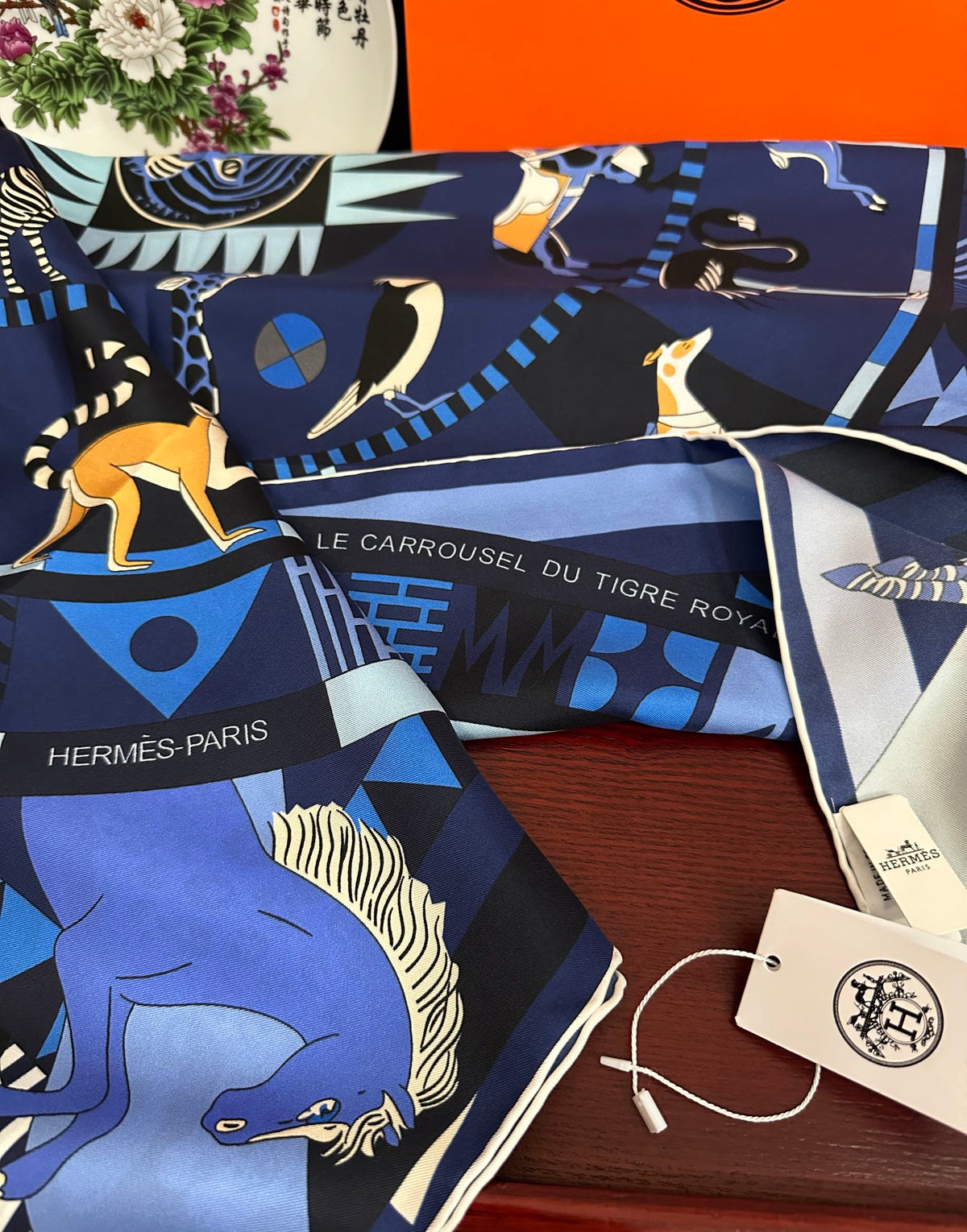 HERMES HERMES 25S SCARF 90 IN SILK 007