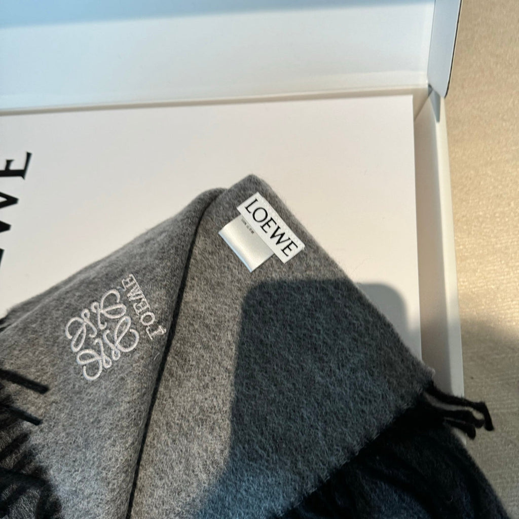 LOEWE 25S SCARF 180 IN CASHMERE 860066