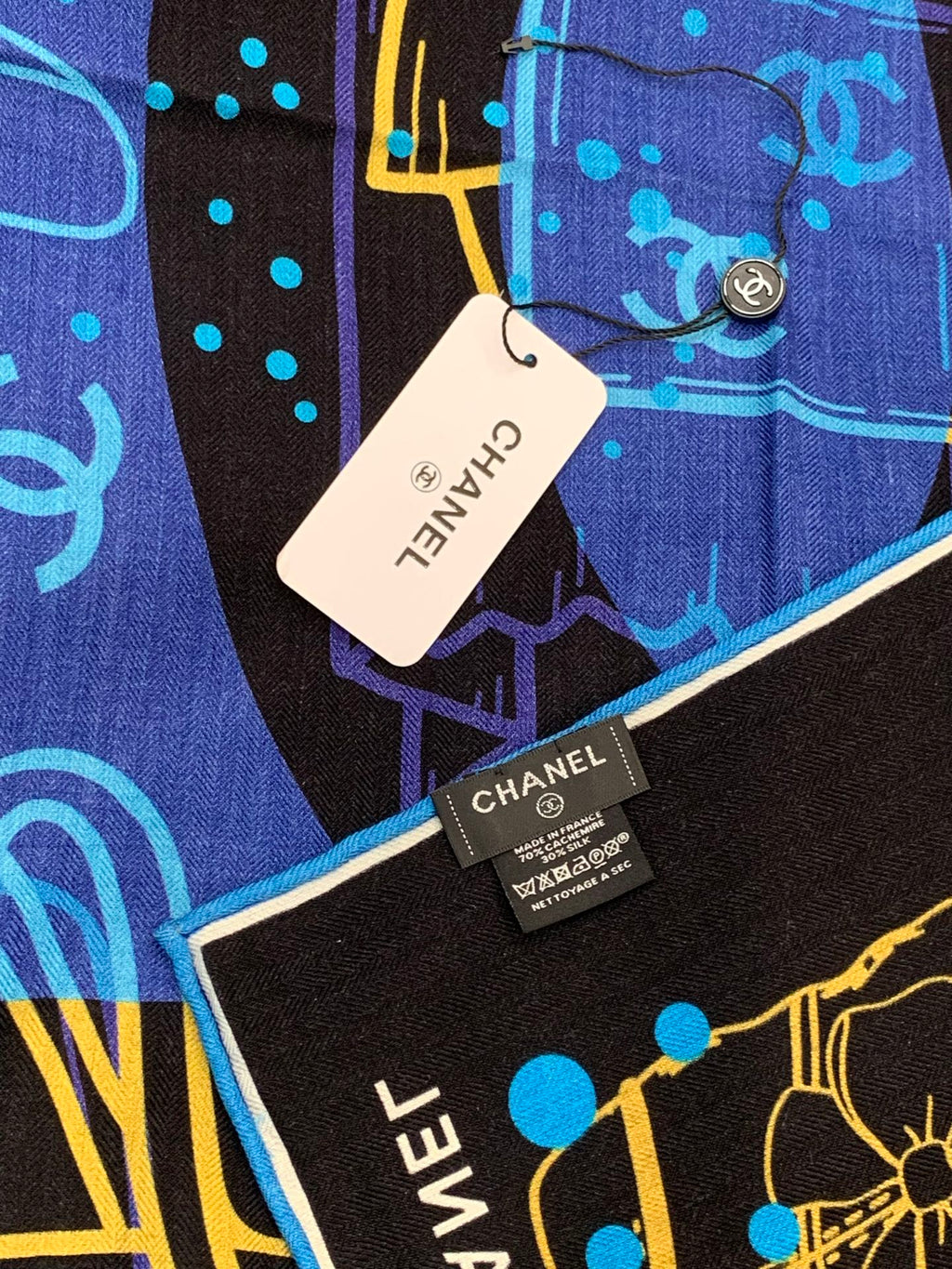 CHANEL 25S SCARF 135 IN CASHMERE 883635