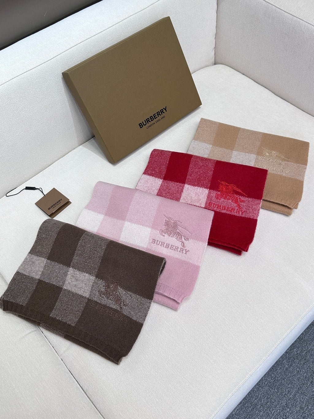 BURBERRY SCARF 190 CM IN TUSCAN BEIGE CASHMERE  398394