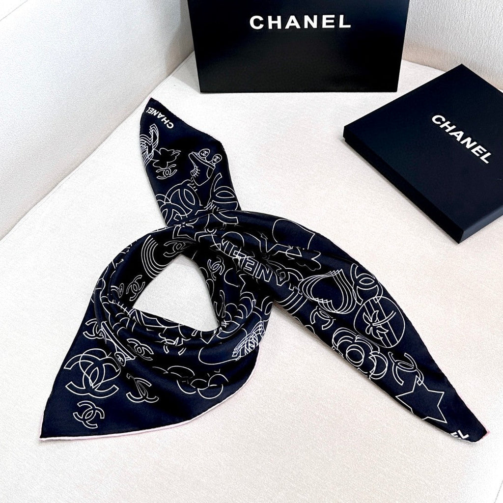 CHANEL 25S SCARF 90 IN TWILL SILK 740295