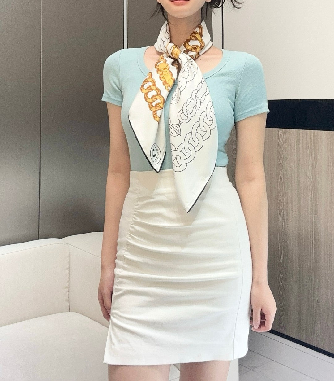 CHANEL 25S SCARF 90 IN SILK 729043