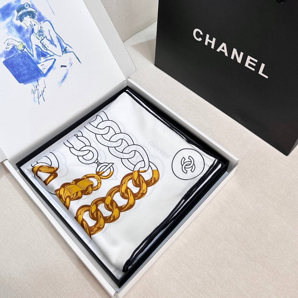 CHANEL 25S SCARF 90 IN SILK 729043