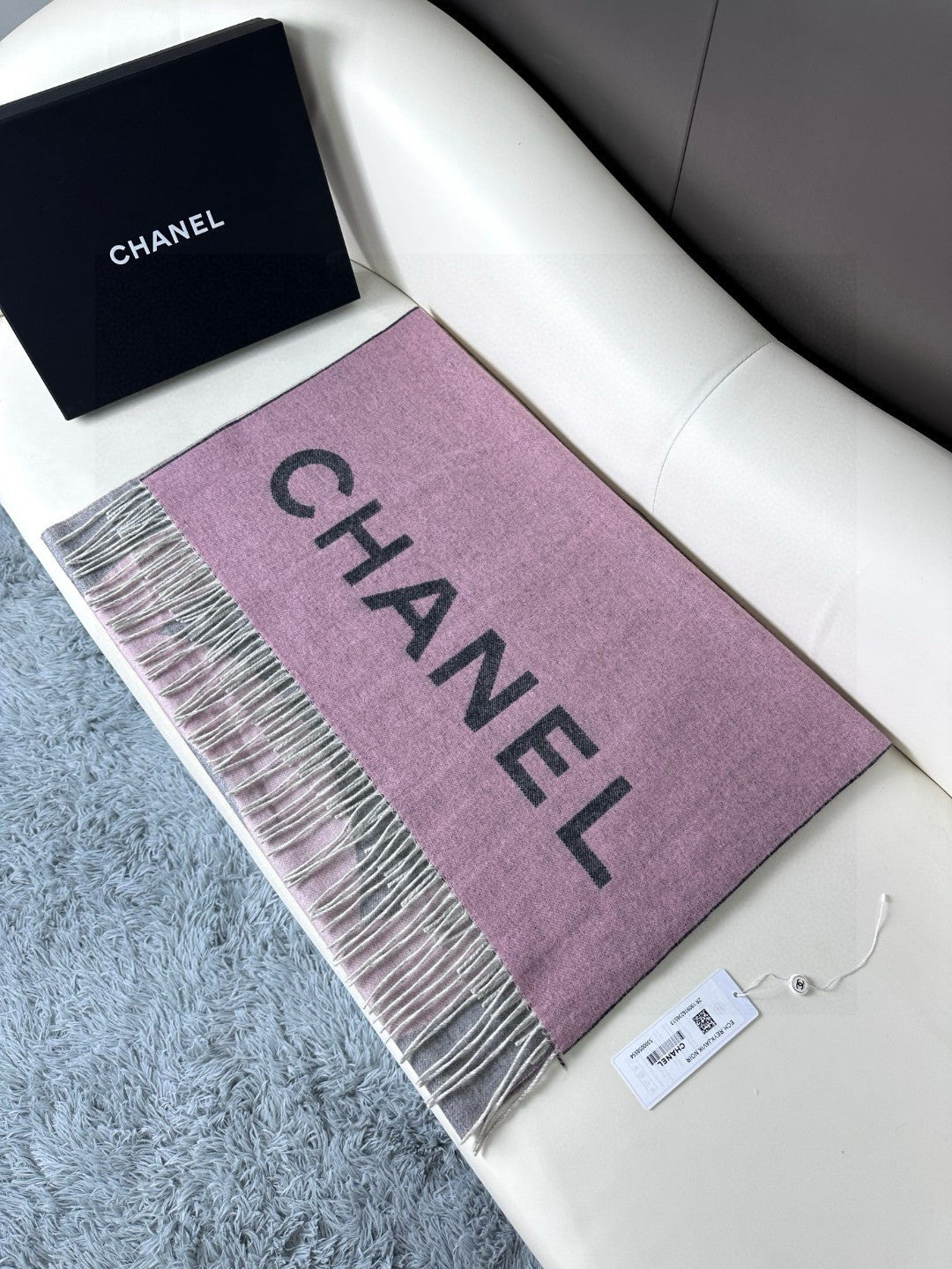 CHANEL 25S SCARF 180 IN CASHMERE 724826