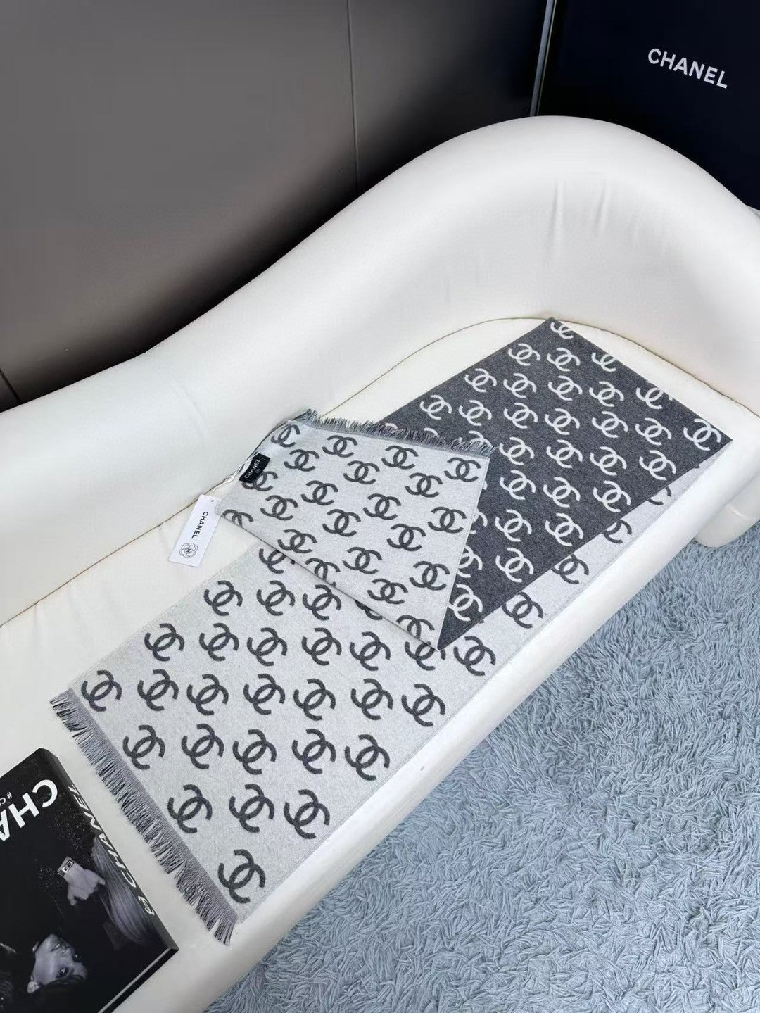 CHANEL 25S SCARF 180 IN CASHMERE WOOL 733941
