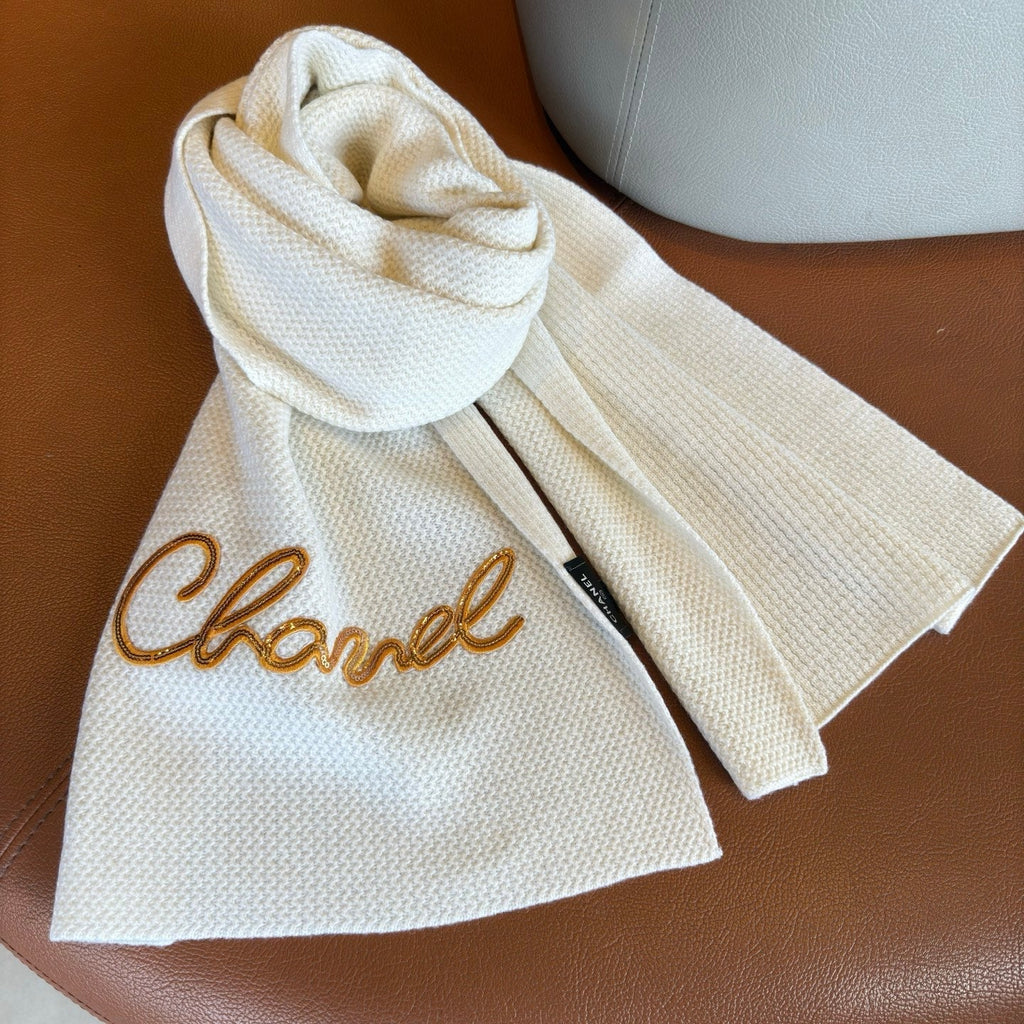 CHANEL 25S SCARF 180 IN CASHMERE 876131