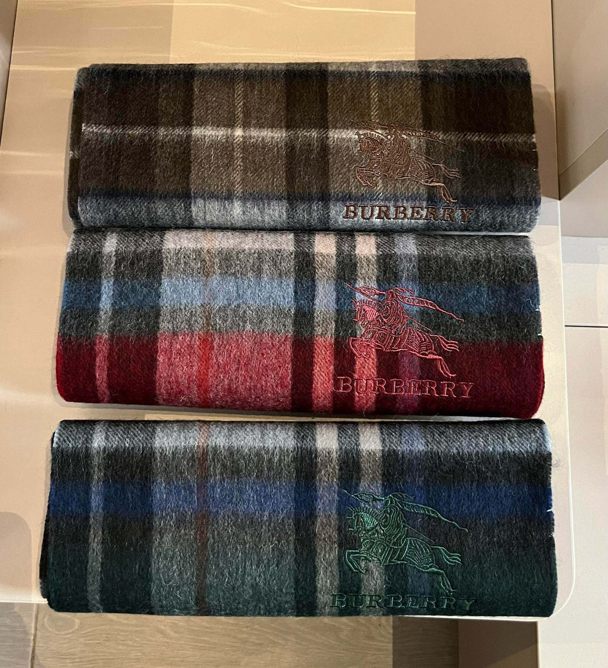 BURBERRY BBR SCARF 180 CM IN CASHMERE 489752