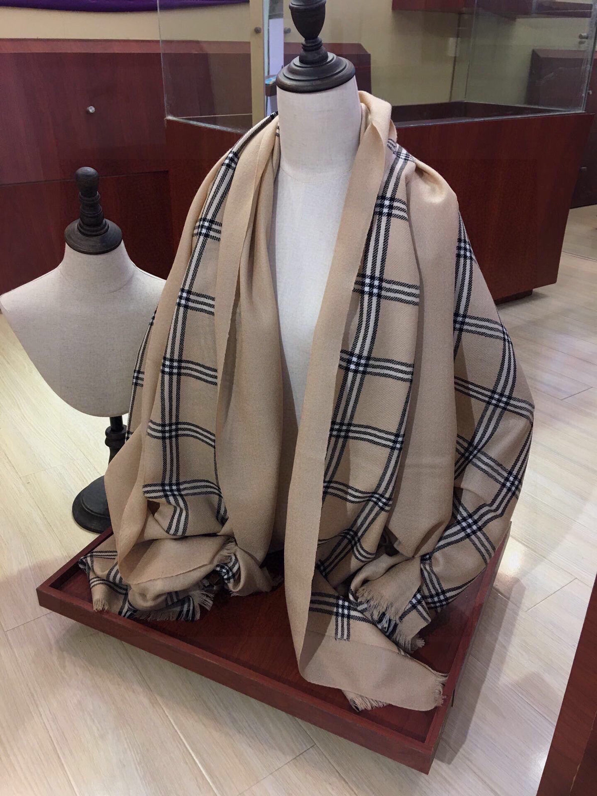 BURBERRY BBR SCARF 190 CM IN CASHMERE 508440